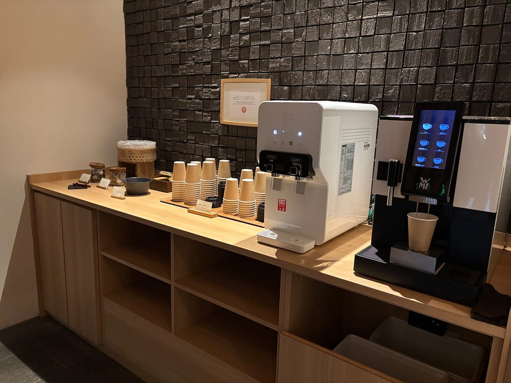 トラベルライブラリーのコーヒーマシン