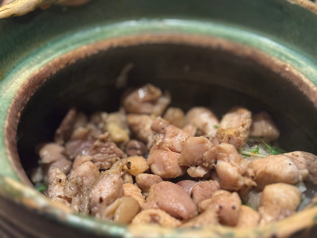 地鶏まぶし（2,590円）のアップ写真