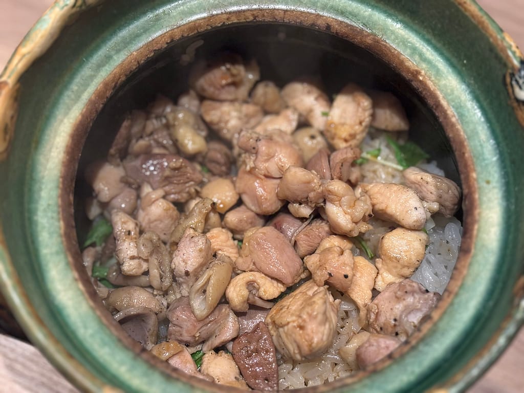 地鶏まぶし（2,590円）の写真